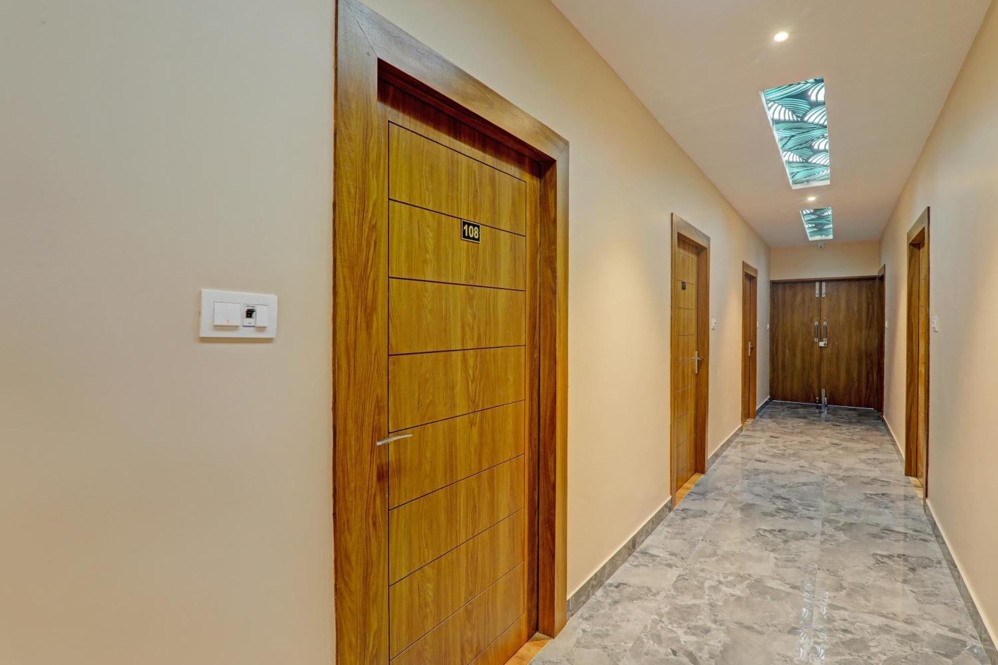 Hotel O Royal Regency Palace Gorakhpur Exterior photo